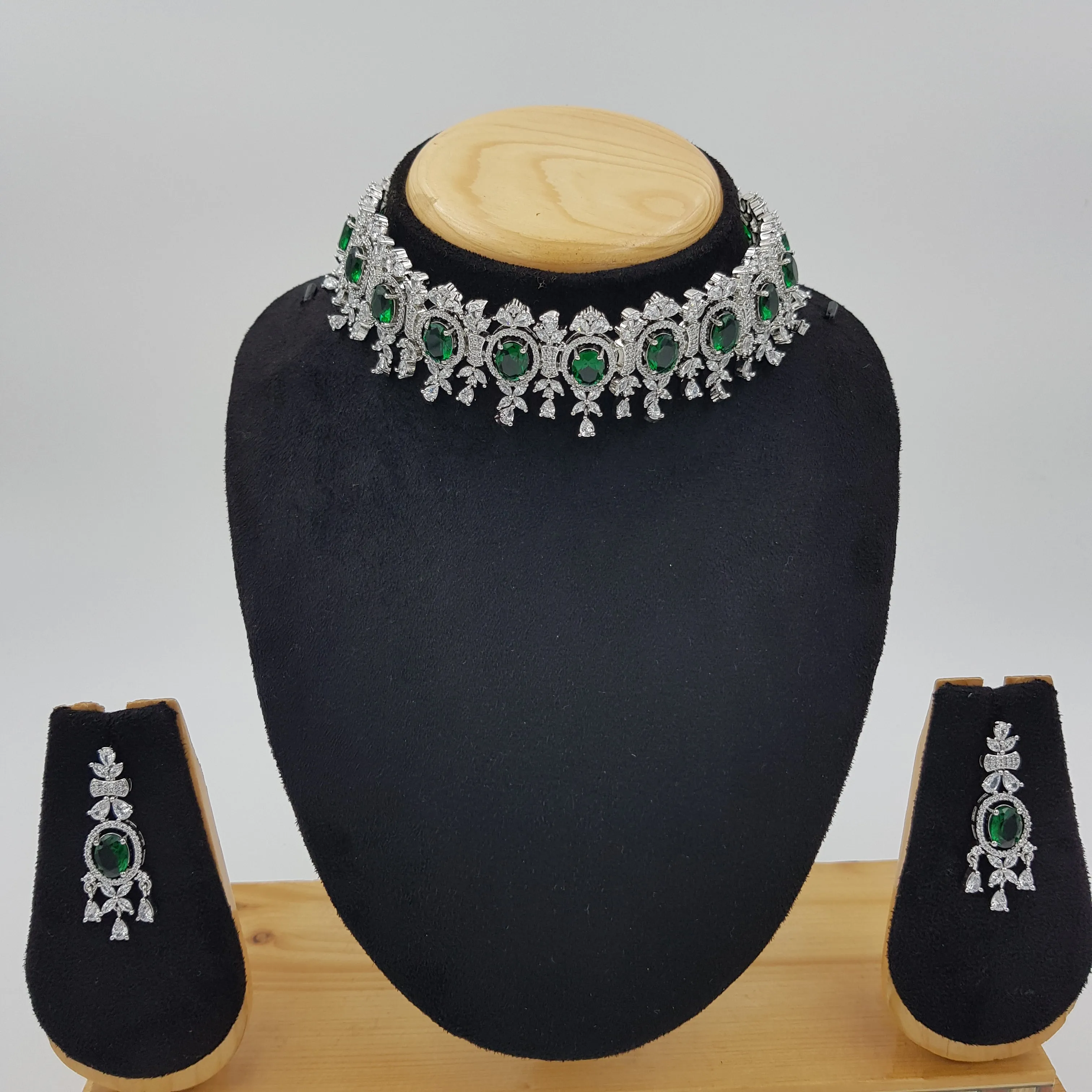 Choker Zircon/AD Necklace Set 4156-69