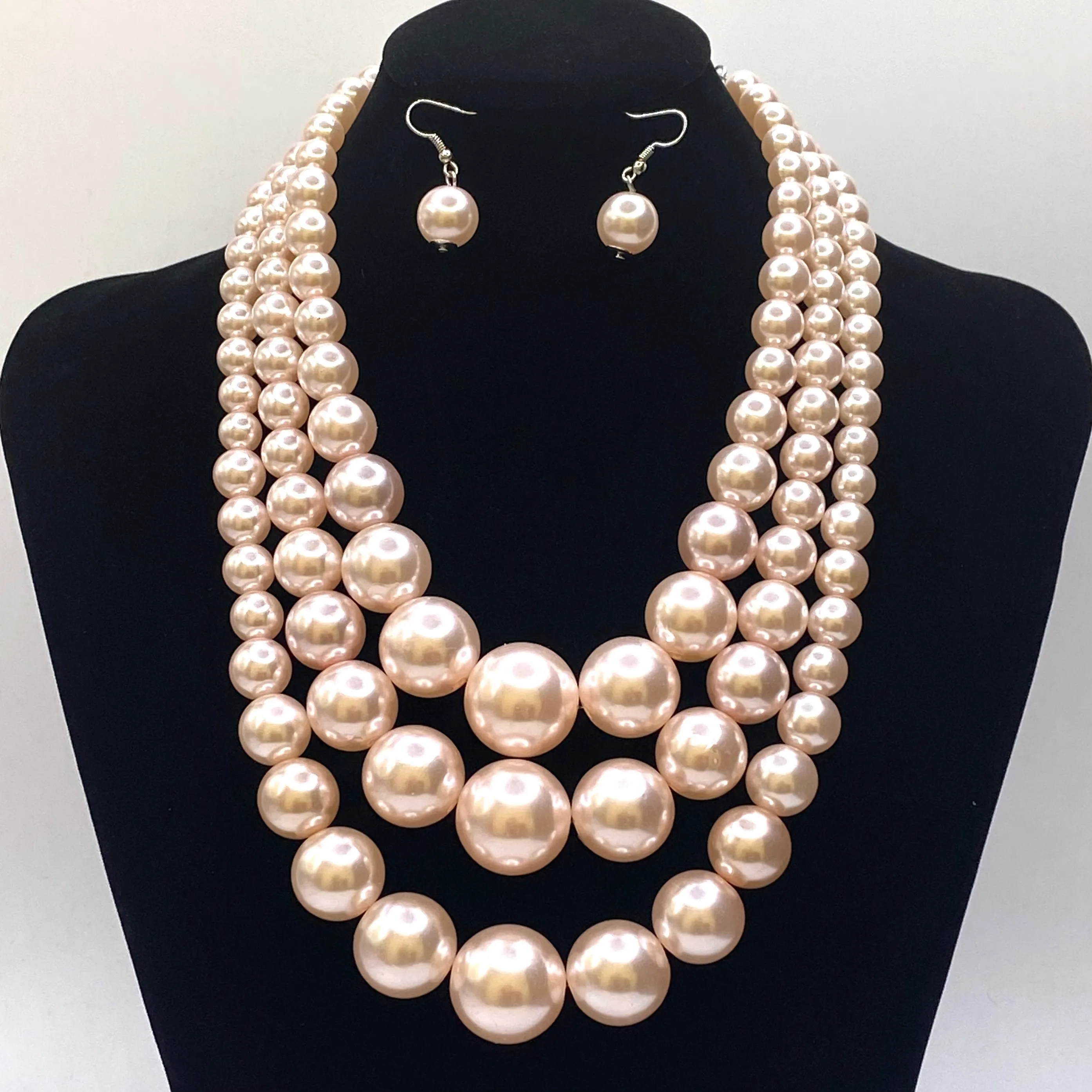 Layered Pearl Necklace Set Light Pink