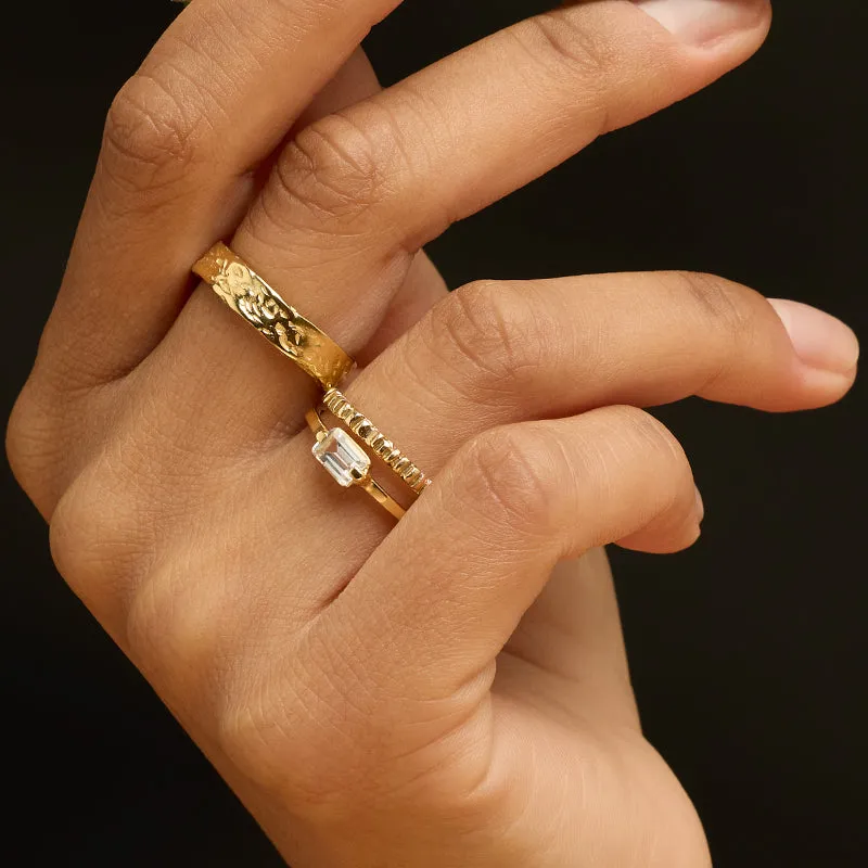 Linea Band, 9kt Yellow Gold
