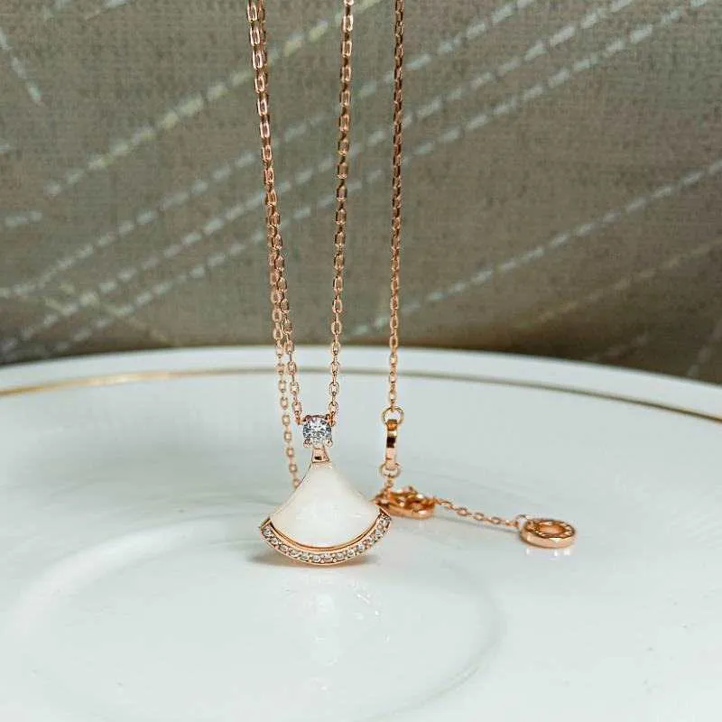 Rose Gold Mother of Pearl Dream Necklace