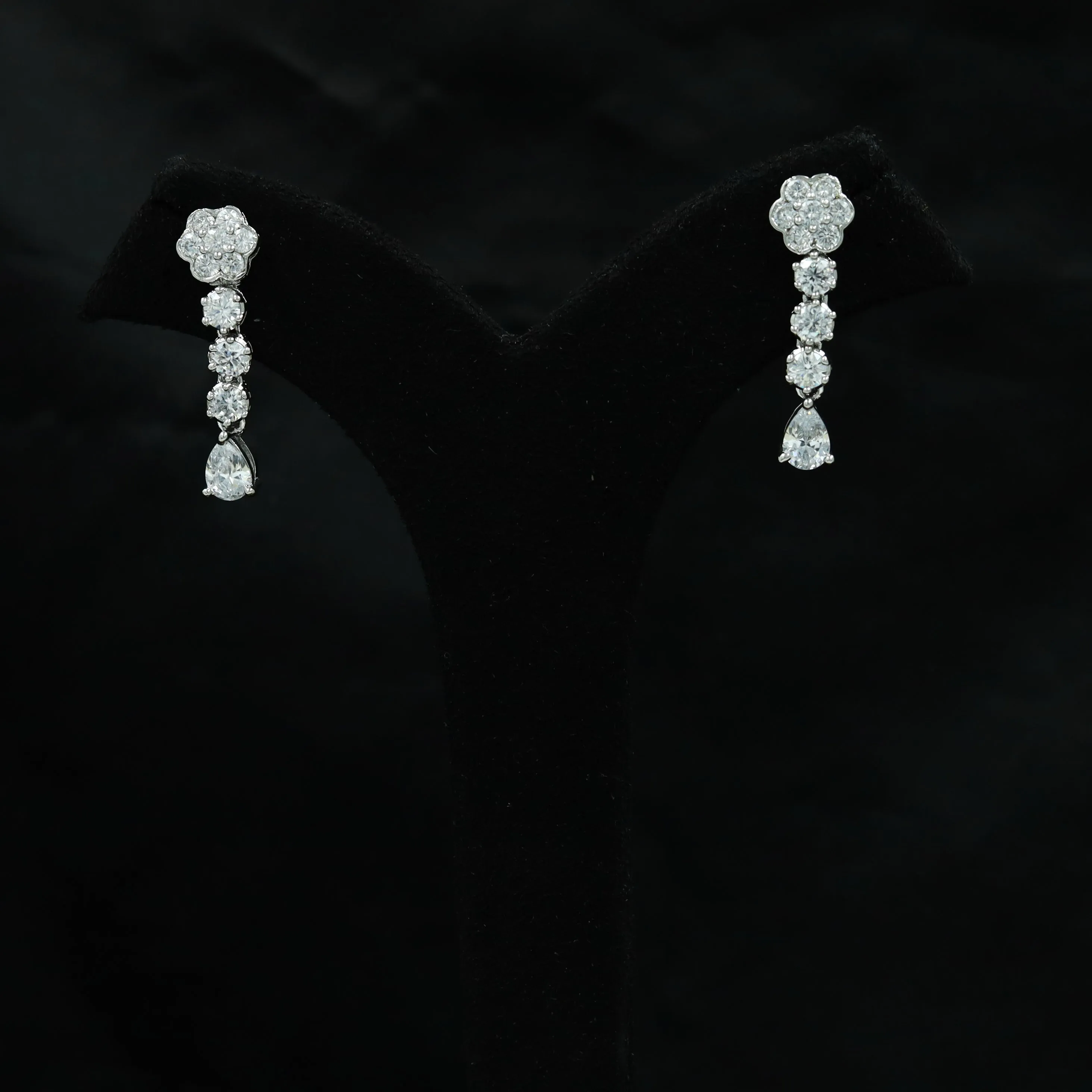 Round Neck Zircon/AD Necklace Set 12533-28