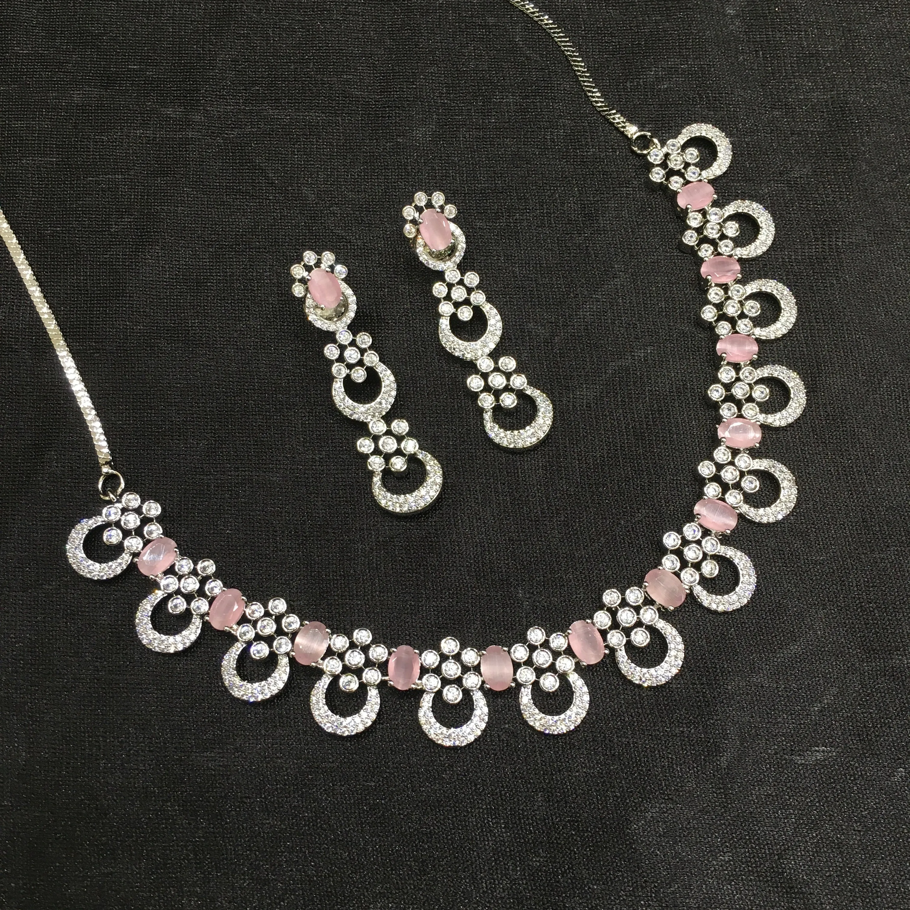 Round Neck Zircon/AD Necklace Set 5930-69
