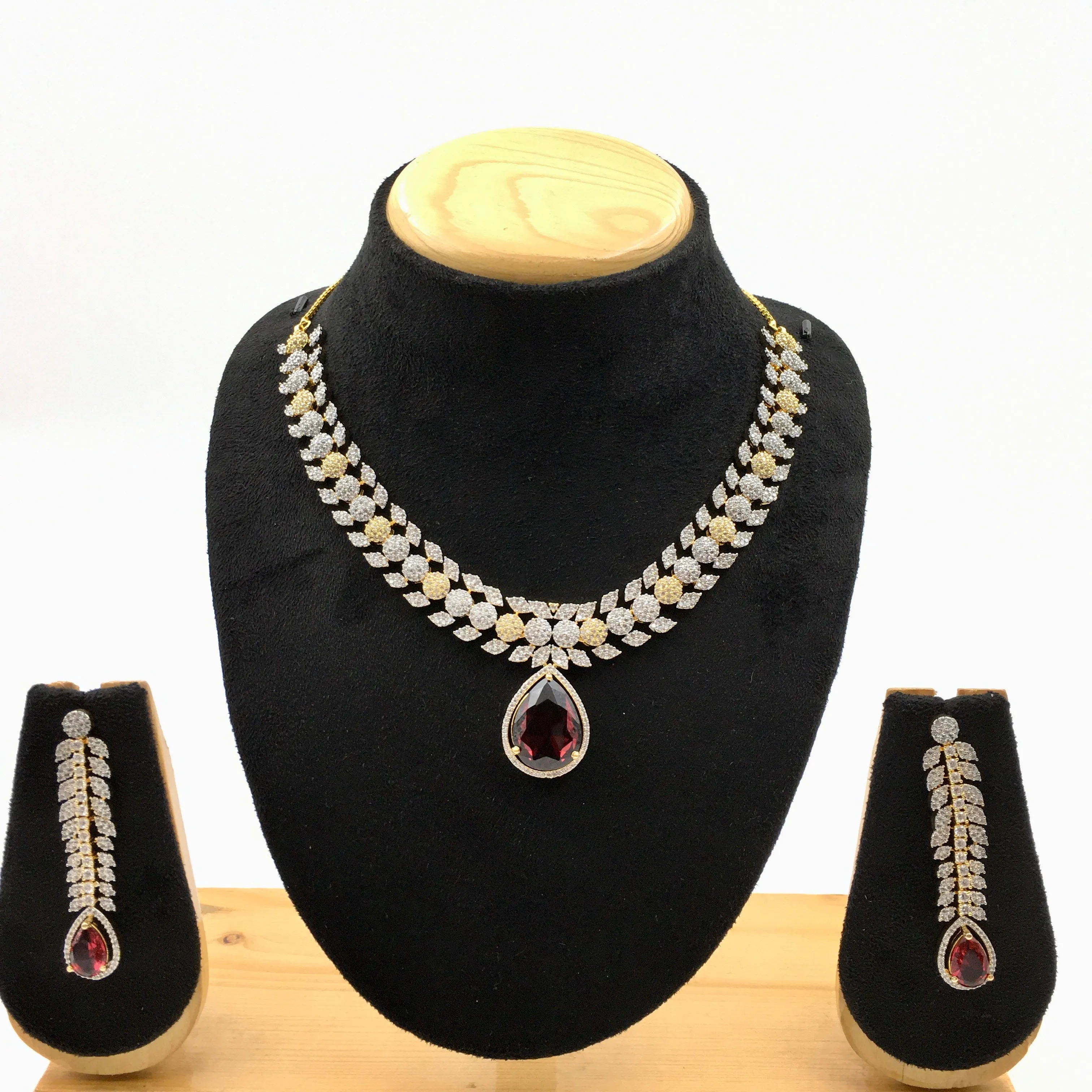 Round Neck Zircon/AD Necklace Set 8567-08