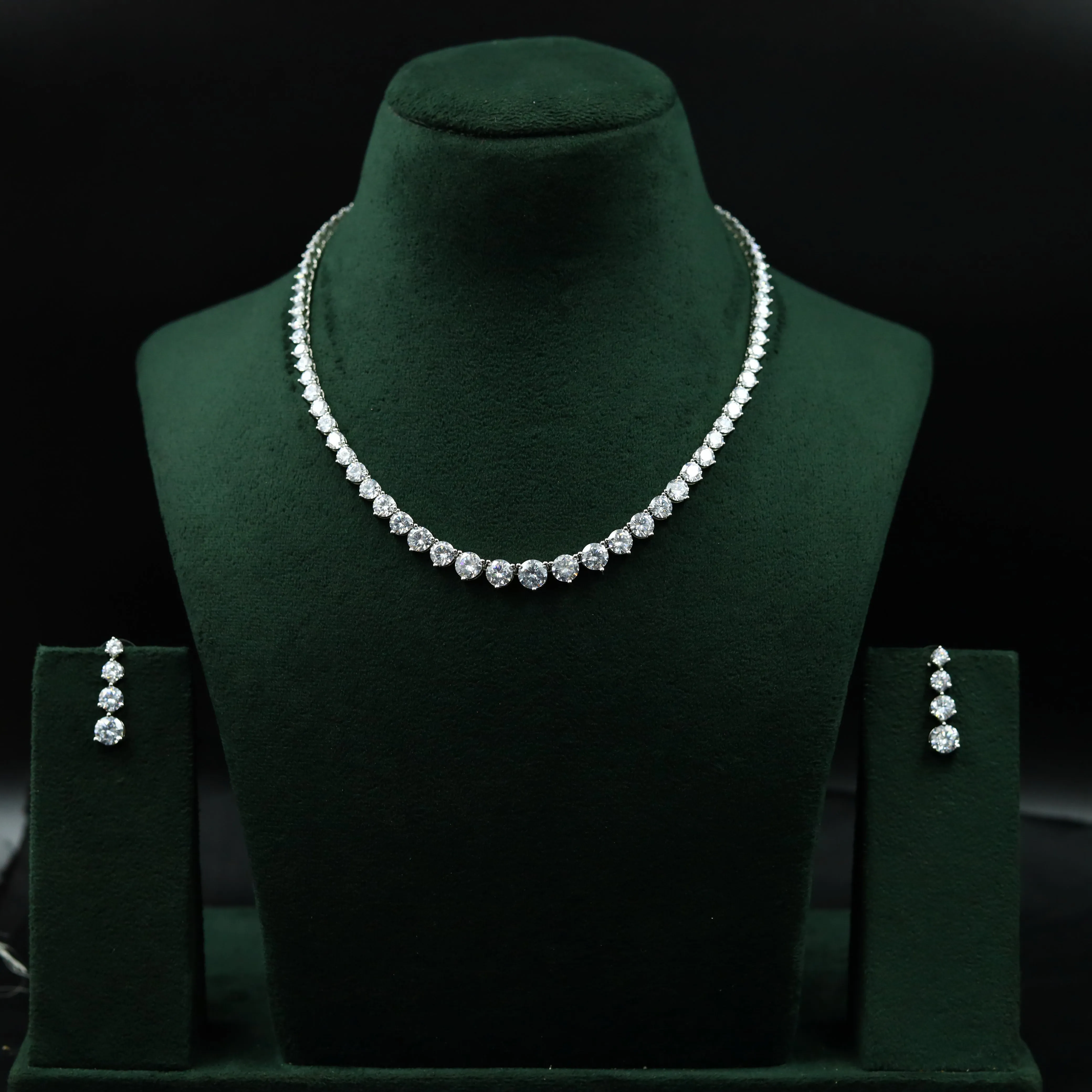 Zircon/AD Necklace Set 7965-05